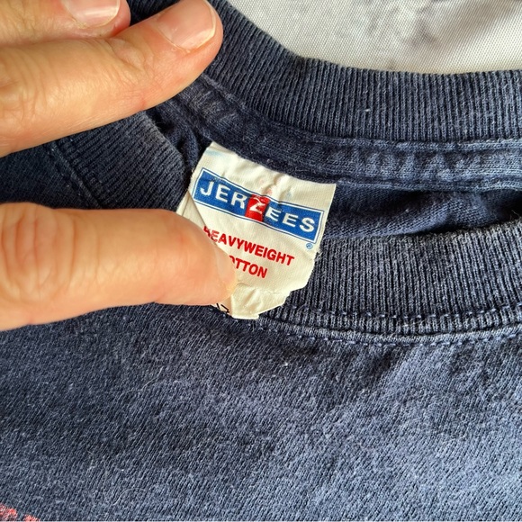 Jerzees VTG Y2K USA Destination States Mesium Mens T-shirt 
Good vintage - Picture 7 of 8